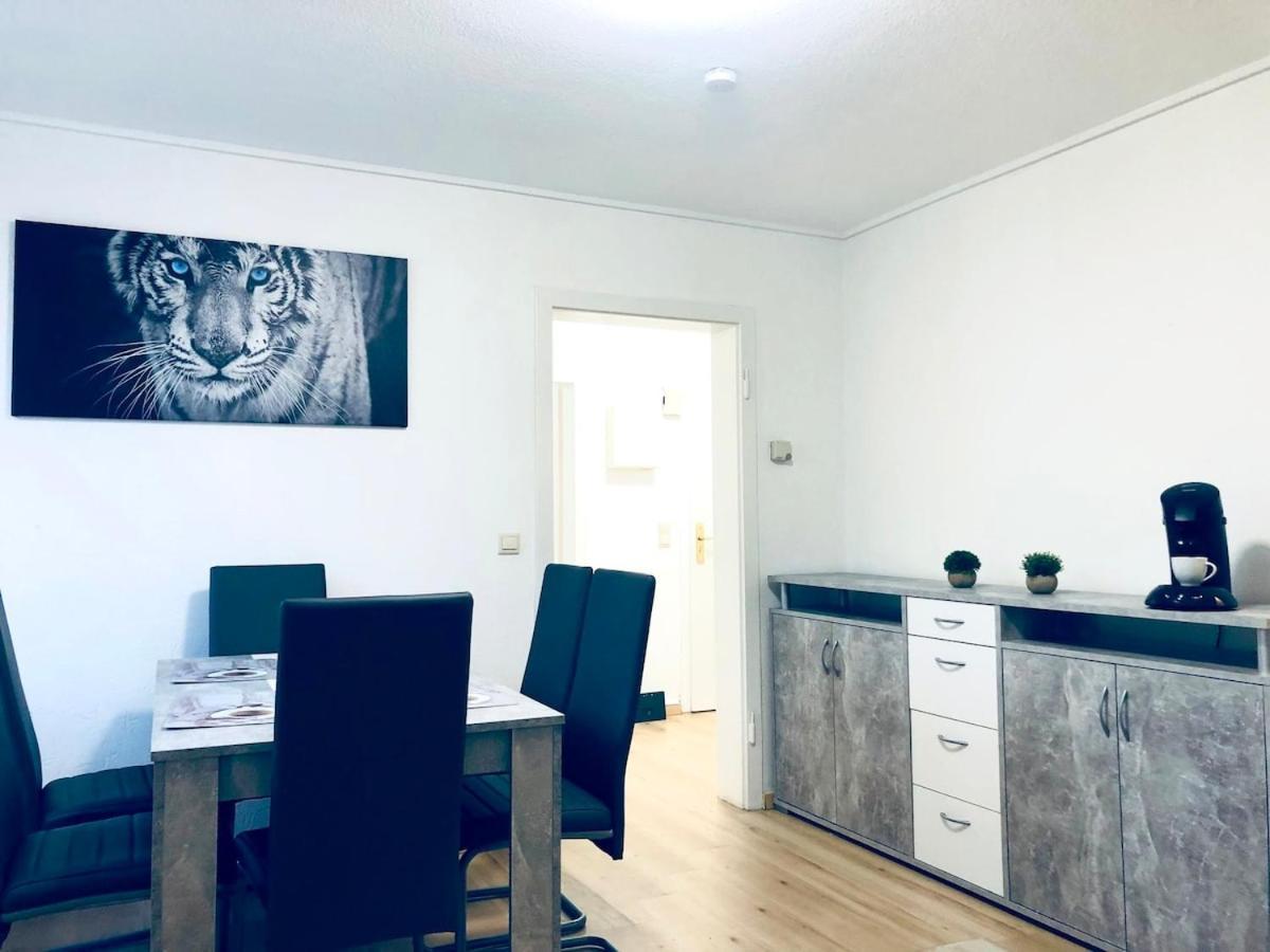 Wohnung Mit Neuem Bad Und Kueche Gelsenkirchen Exterior foto